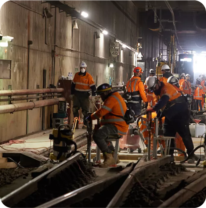 Martinus rail team working underground